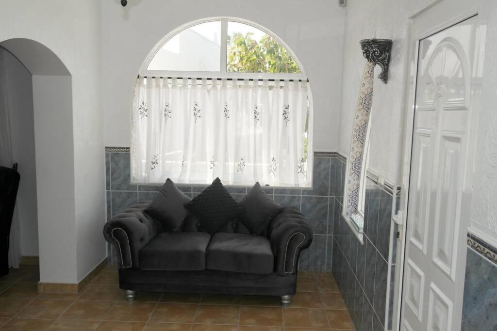 דירות סן מיגל דה סלינאס Casa Antony מראה חיצוני תמונה